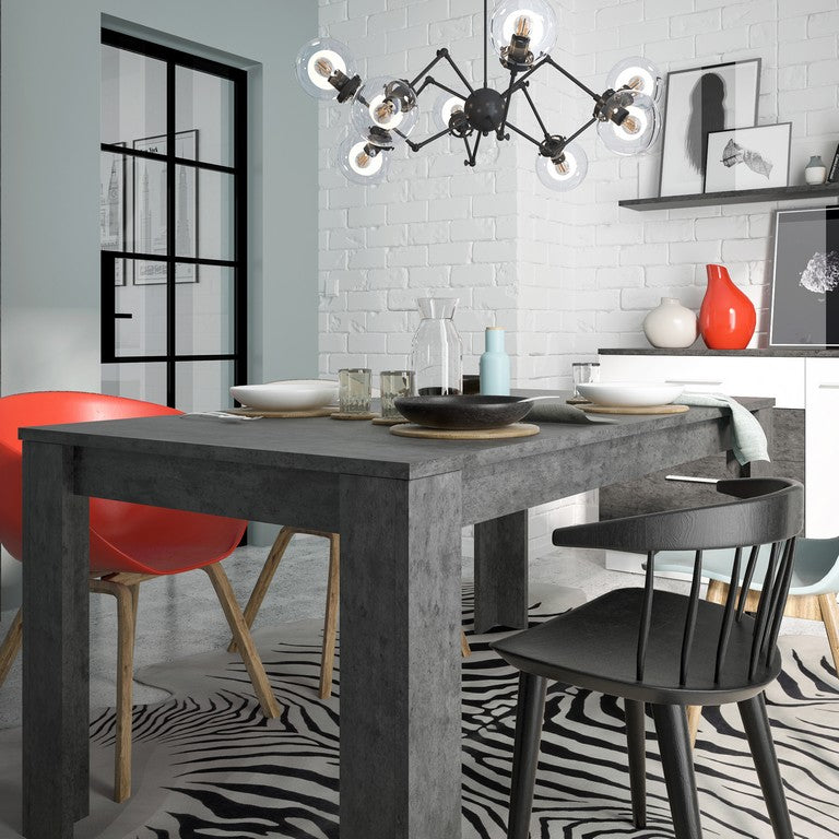 Zingaro Dining table + 4 Milan High Back Chairs